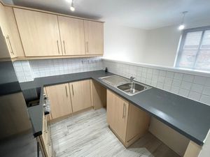 Grosvenor Wharf Road